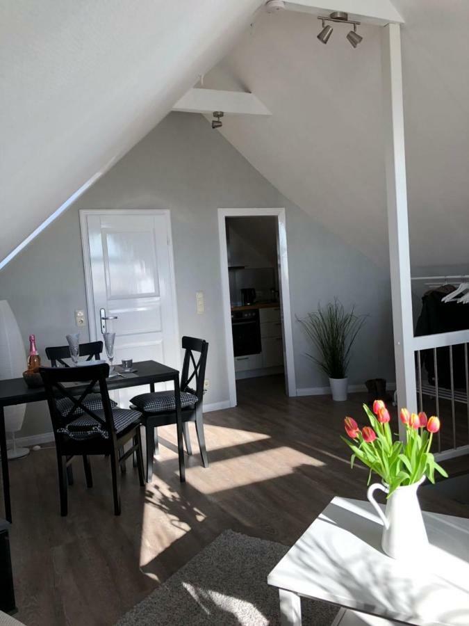 Gemuetliche Ferienwohnung Im Luftkurort 알베르스도프 외부 사진